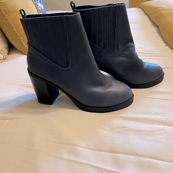 Sole Society boots - Picture 1 of 4